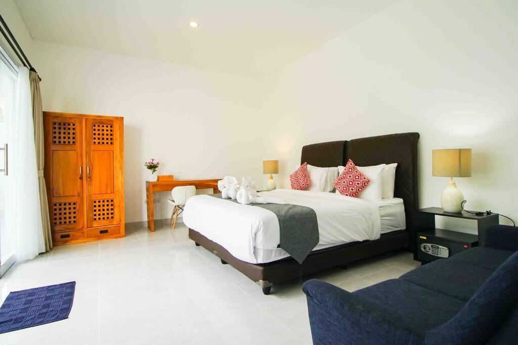 Villa Akmali Drupadi 2 Bedrooms W/pool 5mins To Seminyak (Bali)
